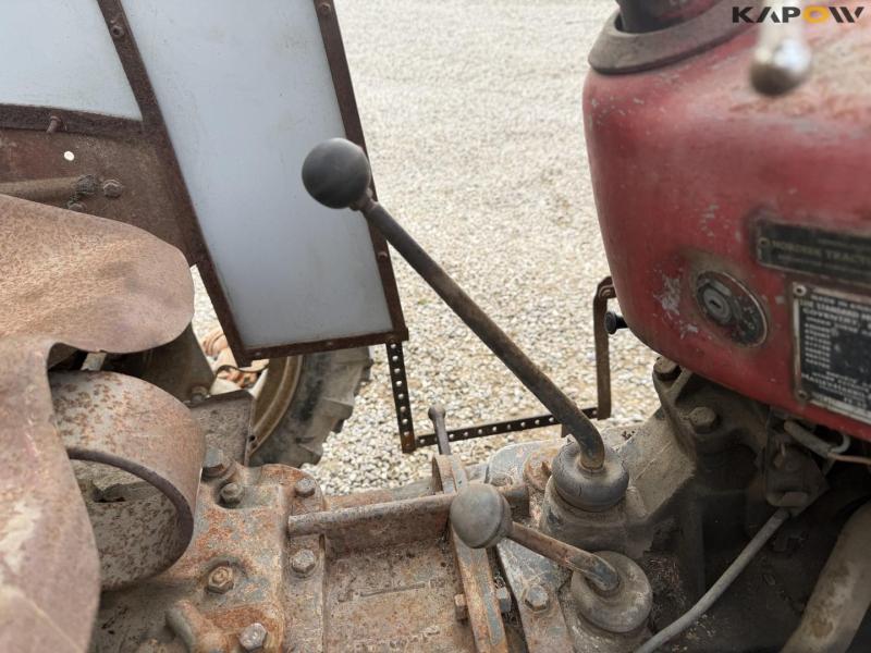 Ferguson 35 tractor 15