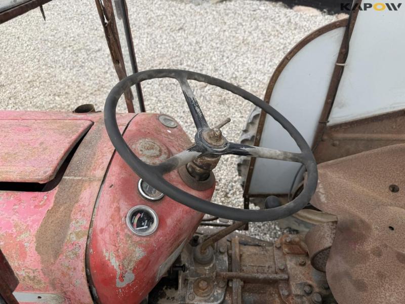 Ferguson 35 tractor 18