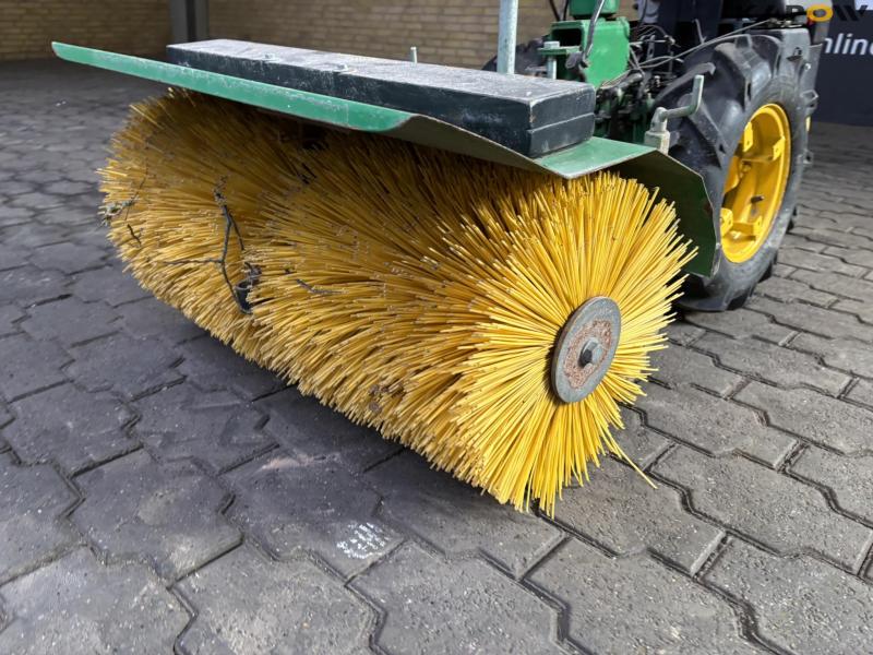 Ferrari 340 with broom 9