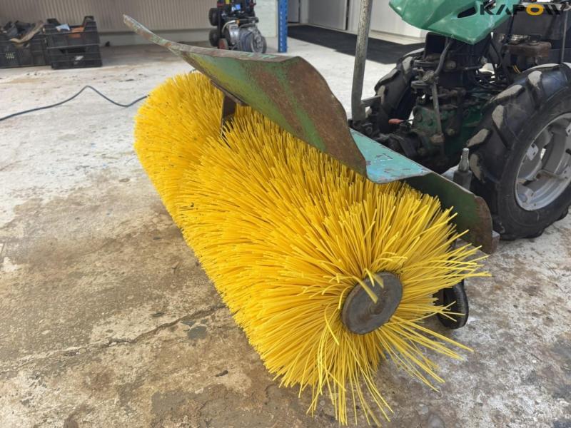 Ferrari 340 with broom 8