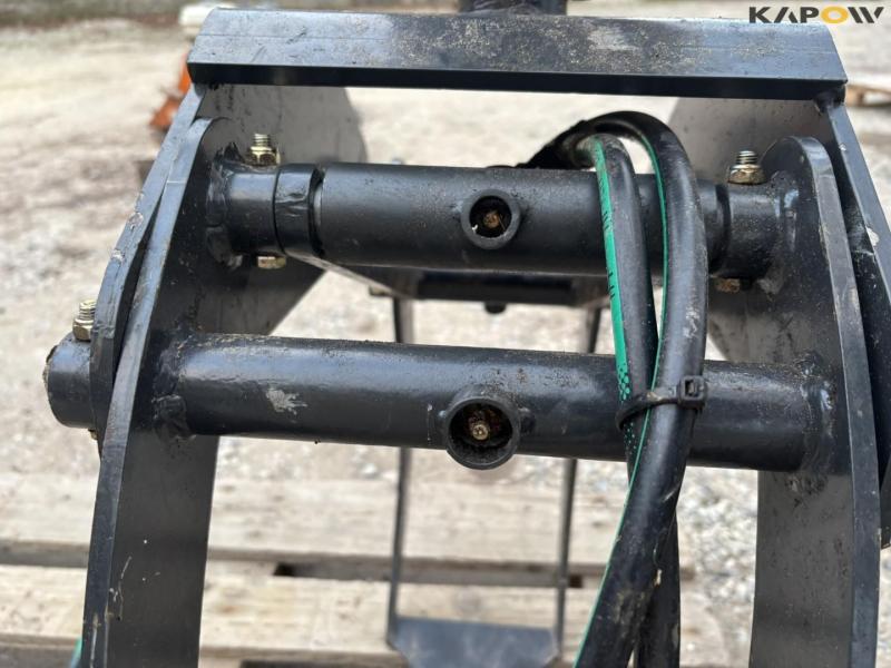 FHM ZD50 forestry grapple with mini excavator hitch 13
