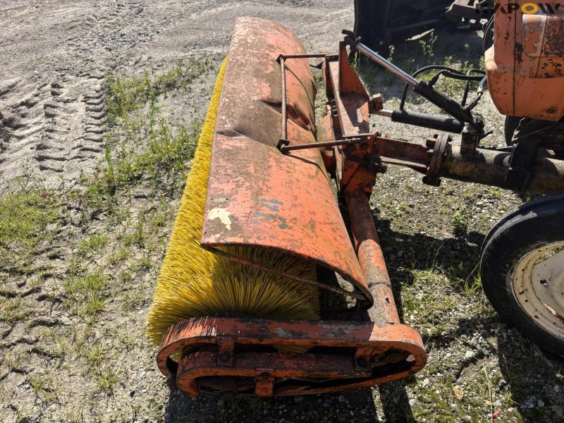 Fiat 250 N with broom 9