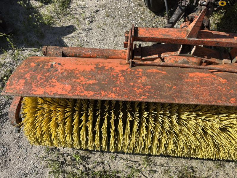 Fiat 250 N with broom 15