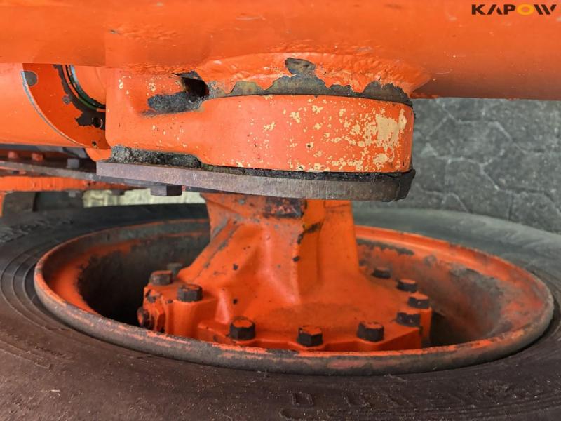 Fiat Kobelco W131 wheel loader 25