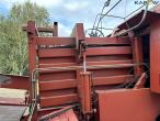 Fiatagri Hesston 4900 big square baler with bale wagon 23