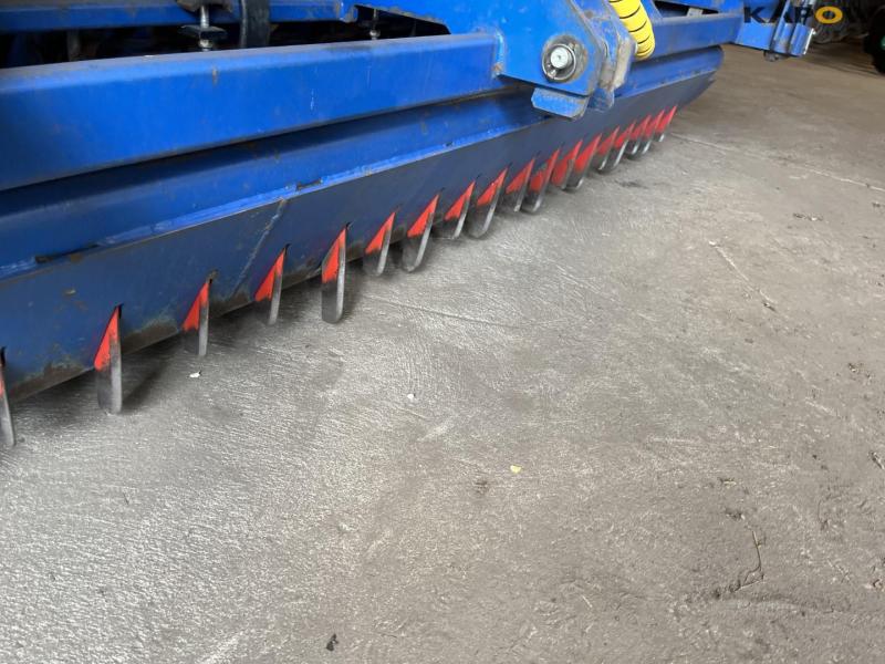 Fiona Seedcom XR VB 4 meter seed drill 12