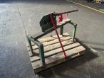 Flat iron clipper on stand 4