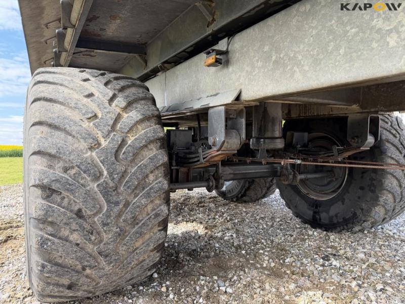 Fliegl tipper truck 18