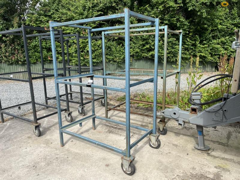 Movable pallet rack - 2 pcs. 1