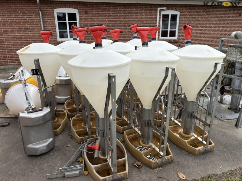 Automatic feeders - 10 pcs. 2