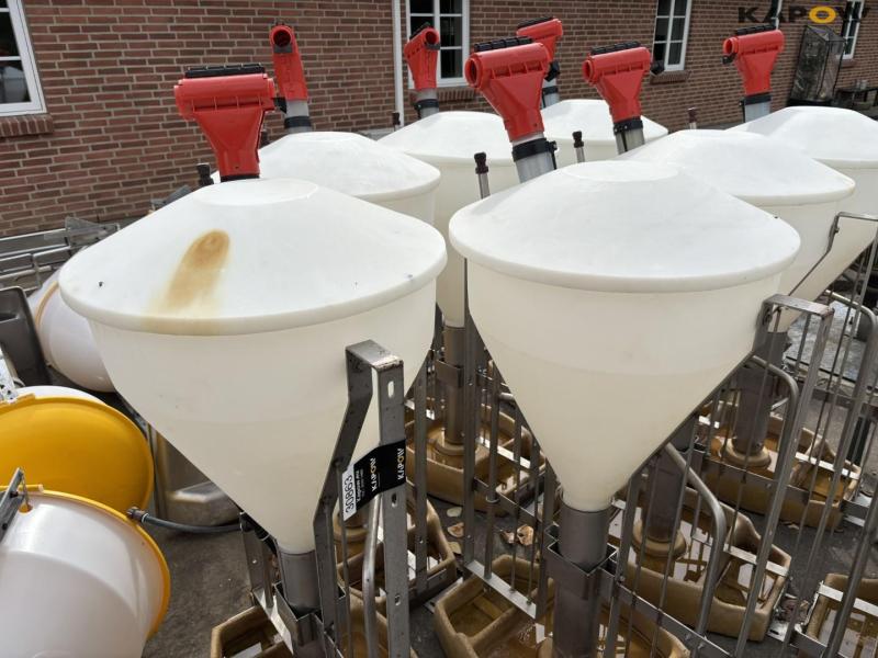 Automatic feeders - 10 pcs. 21