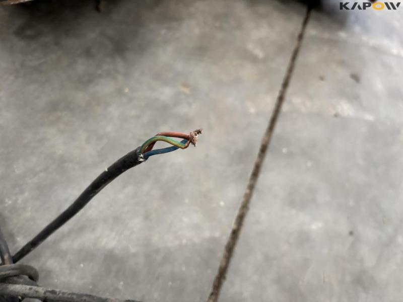 Feed trolley and grain equipment 10