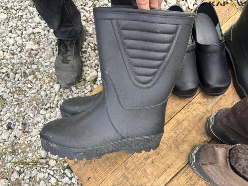 Footwear miscellaneous 12