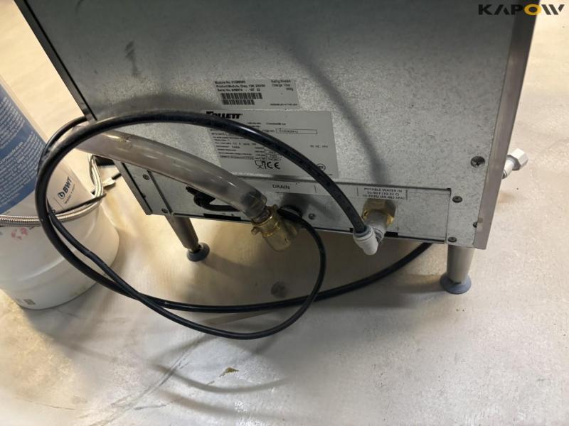 Follett Symphony ice cube maker 22