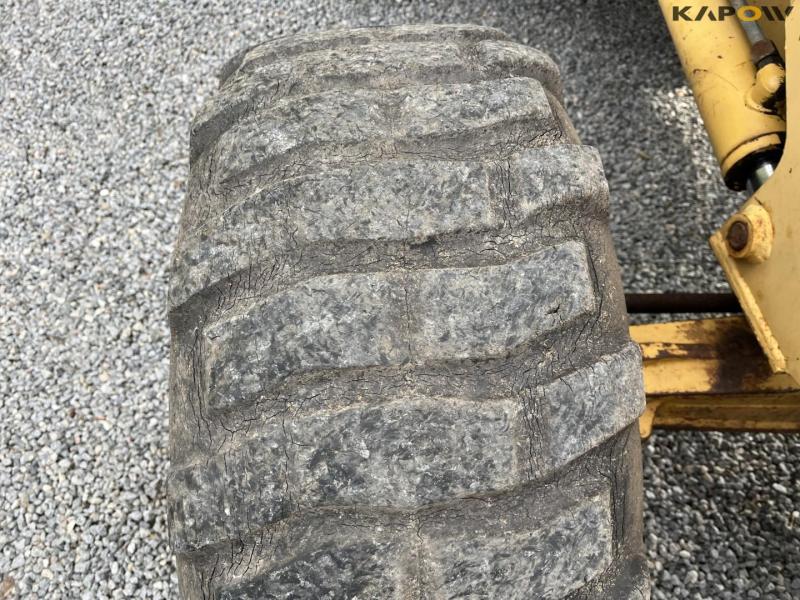 Ford 655 backhoe loader 20