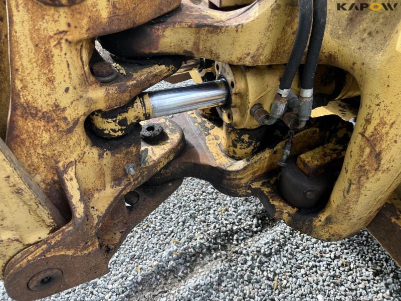 Ford 655 backhoe loader 27