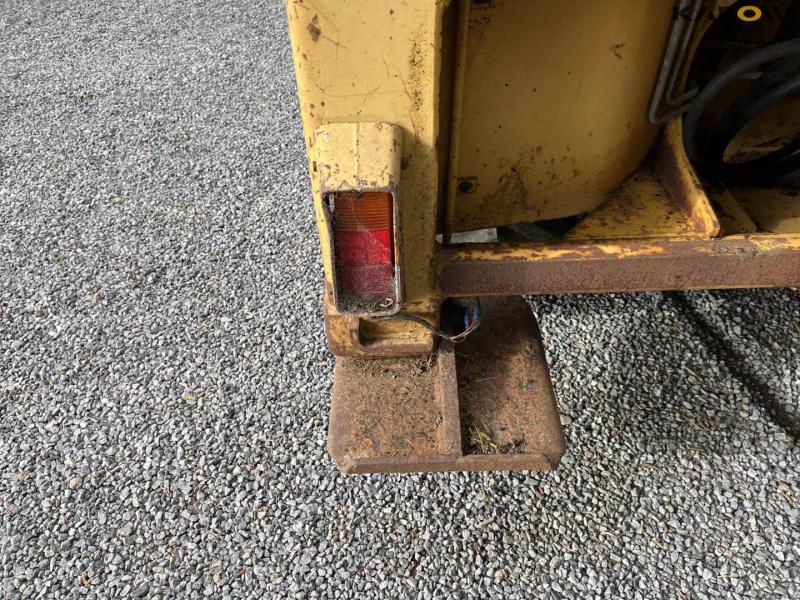 Ford 655 backhoe loader 39
