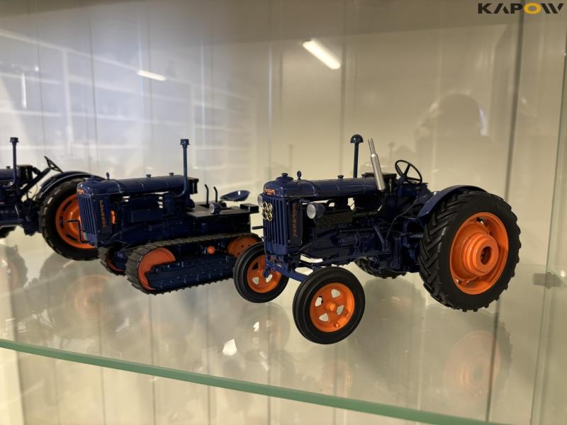 Ford/Fordson model tractors 3