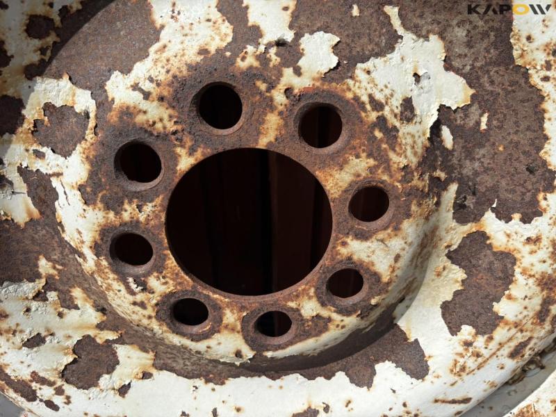 Ford wheels 13.6-38 15