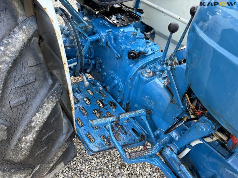 Ford tractor 17