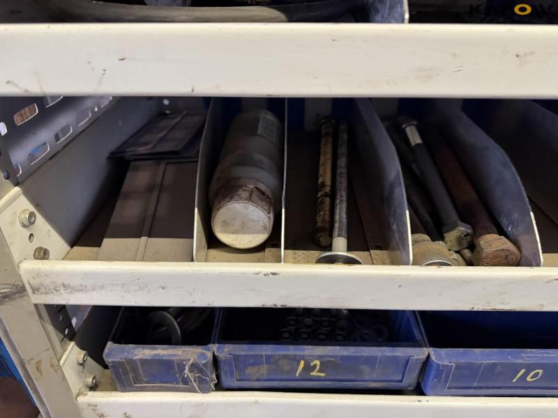 Ford Transit 2.2 Tdci with tools 64