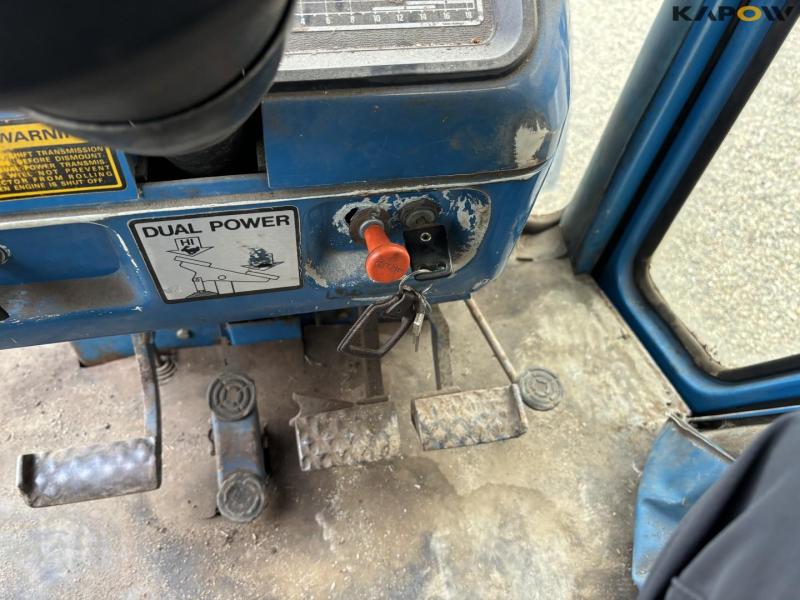 Ford TW-10 tractor 40