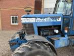 Ford TW-10 tractor 10