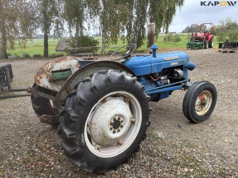 Fordson Dexta diesel 3