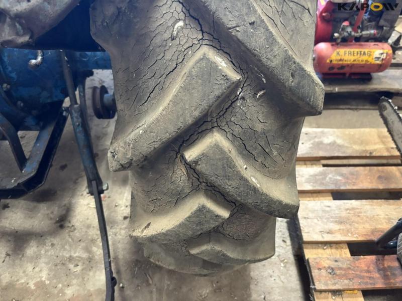 Fordson Dexta with front loader 30