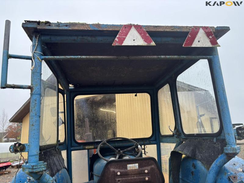 Fordson Super Major 2 WD tractor 39
