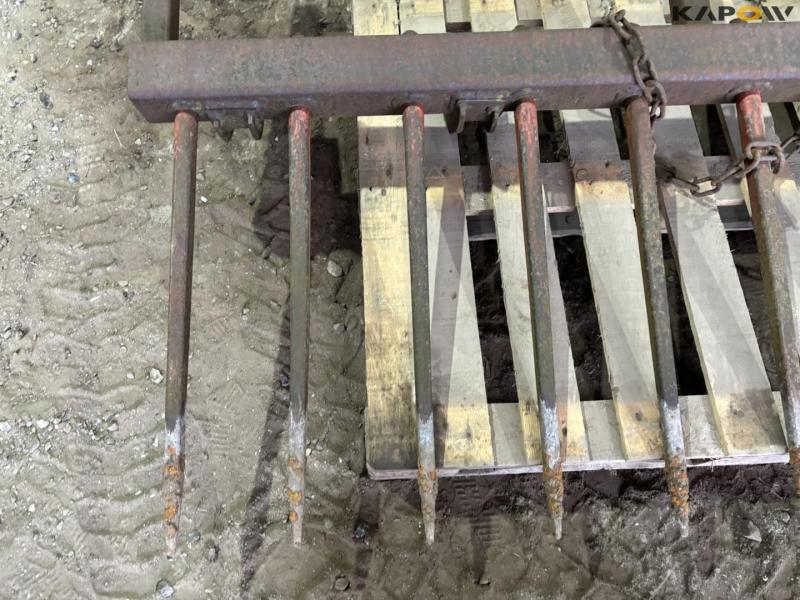 Attachment for shovel 11