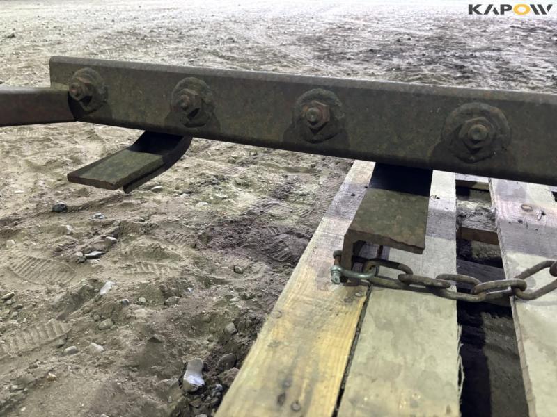 Attachment for shovel 14