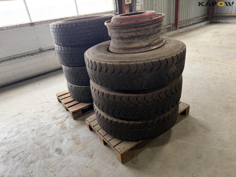 Different size tires 3