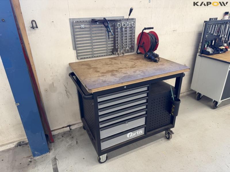 Fortis workshop trolley and board 3
