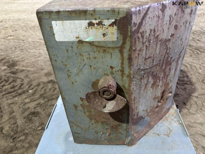 Front block 650 kg 9