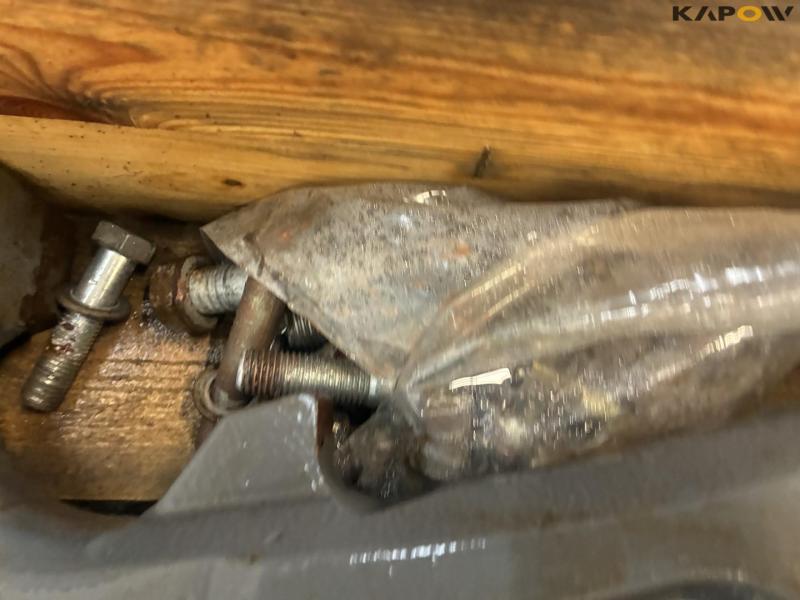 Front loader bracket for Fendt 516 9
