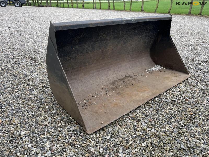 Front shovel with SMS hitch 3