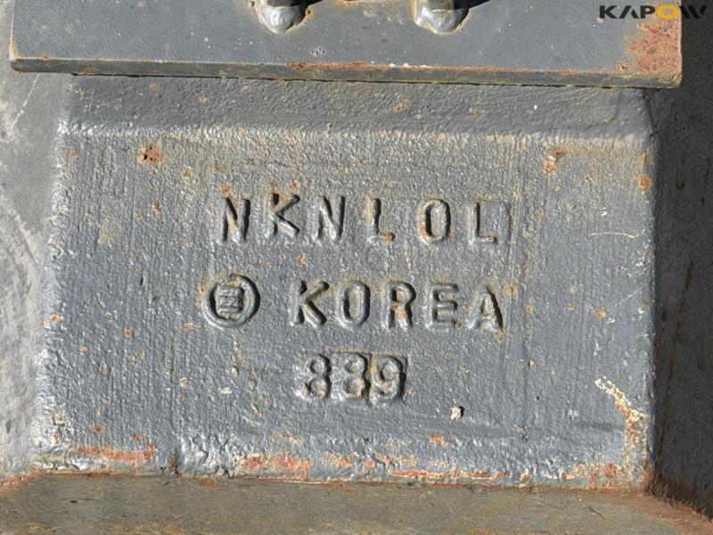 Front weight 10