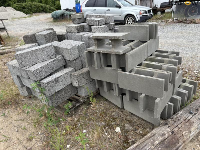 Funda and Leca blocks 4