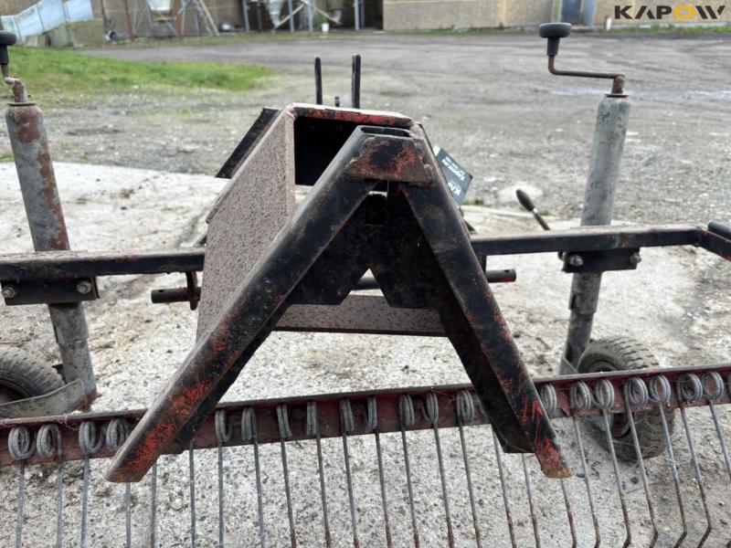 A-frame walk-behind tractor 17