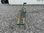 Three-point hitch 8