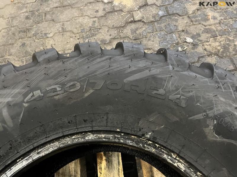 Galaxy 420/70-R24 tires - NEW 10