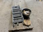 Galvanized ladder with mounting brackets 5