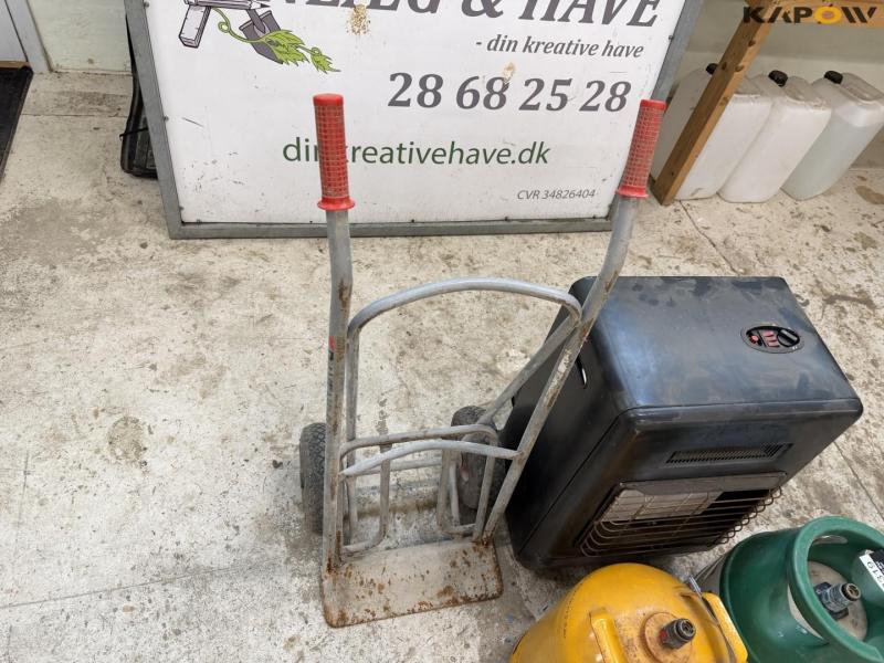Gas burner 15