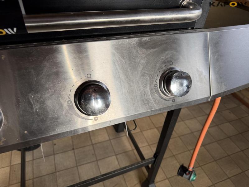 Gas grill 7