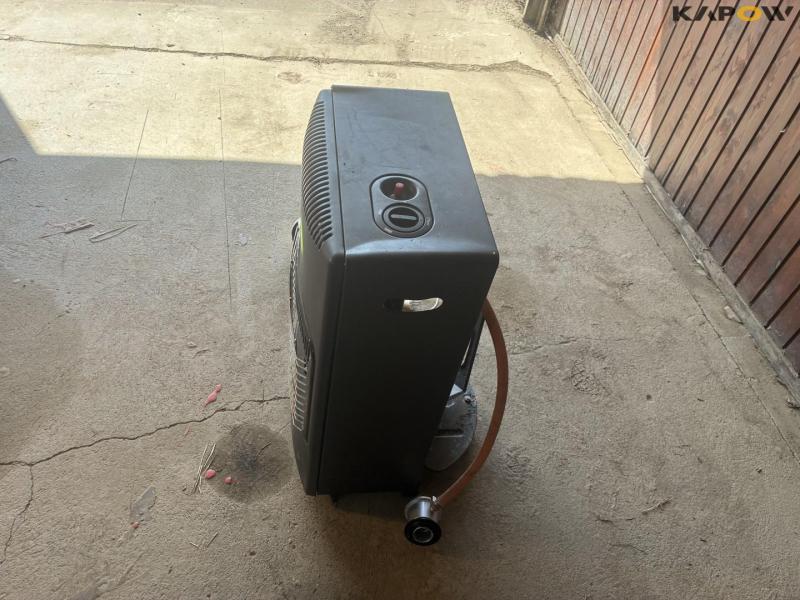 Gas oven + fan heater 4