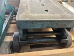 Gearbox jacks 16