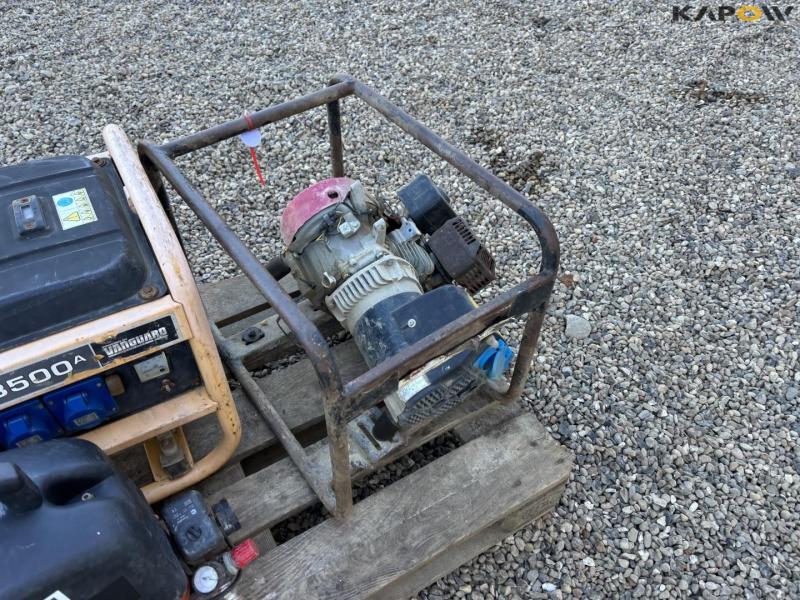 Generator and compressor 9