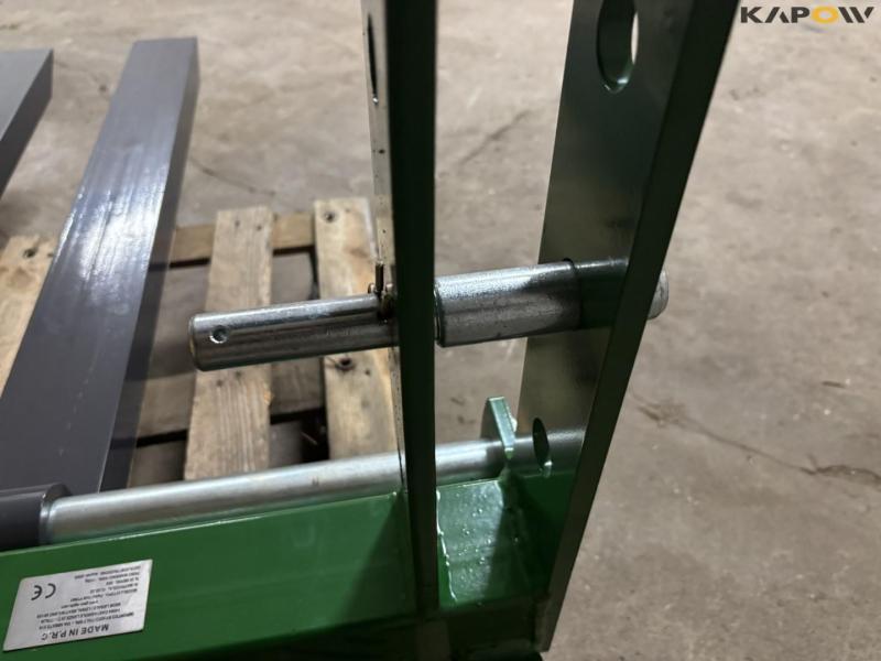 GEO FT600 pallet forks with 3-point hitch 19