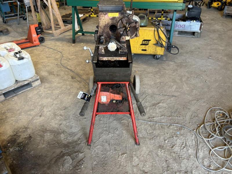 Thread cutting machine 6